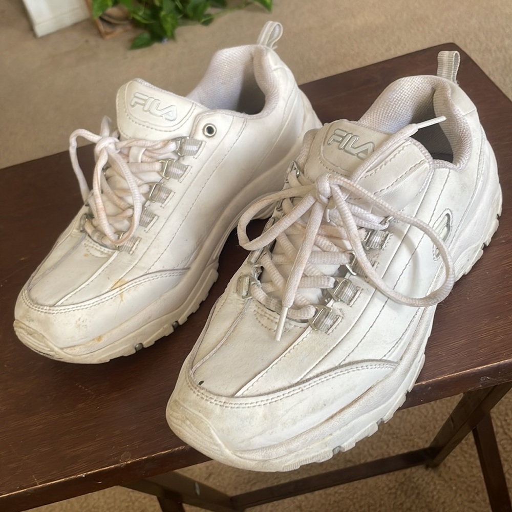 white fila sneakers - Picture 2 of 2